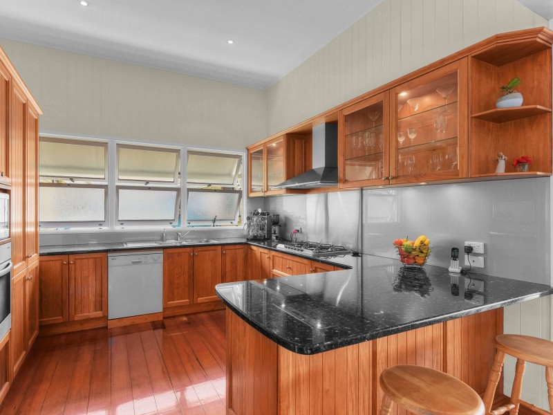 33 Oxford Street, Hamilton QLD 4007