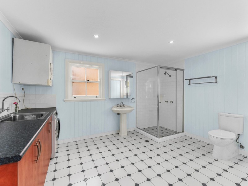 33 Oxford Street, Hamilton QLD 4007