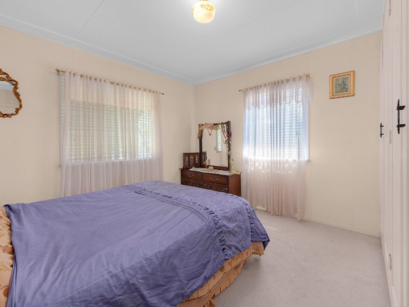 18 Norwich Street, Wavell Heights QLD 4012
