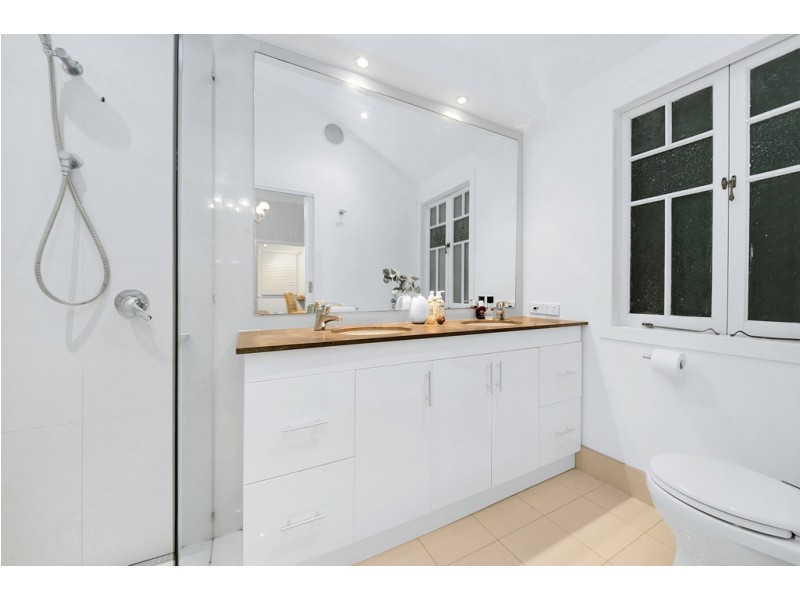 27 Hopetoun Street, Ascot QLD 4007