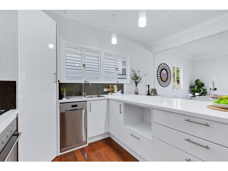 38 BILSEN ROAD, Wavell Heights QLD 4012