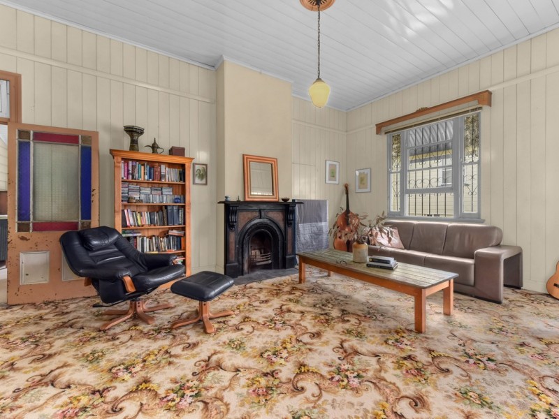 30 Lindon Street, Dutton Park QLD 4102