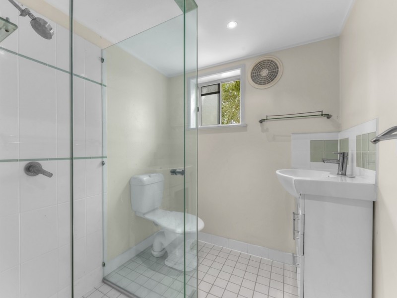 30 Lindon Street, Dutton Park QLD 4102