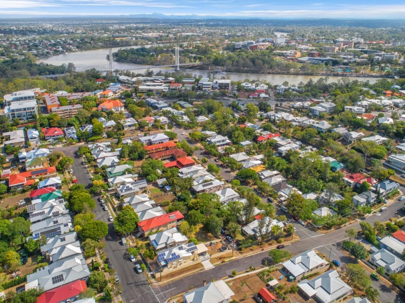 30 Lindon Street, Dutton Park QLD 4102