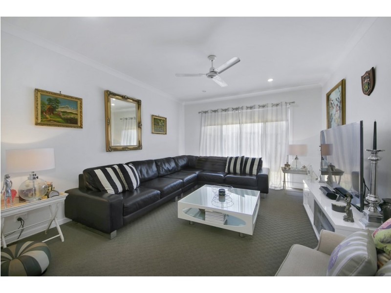 9 GRIFFIN PLACE, Nudgee QLD 4014