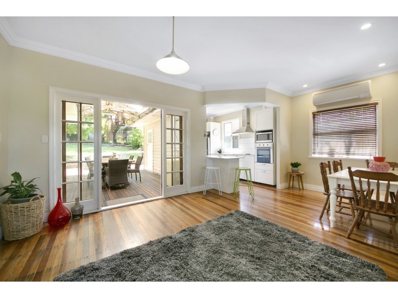 4 Pedley Street, Wavell Heights QLD 4012