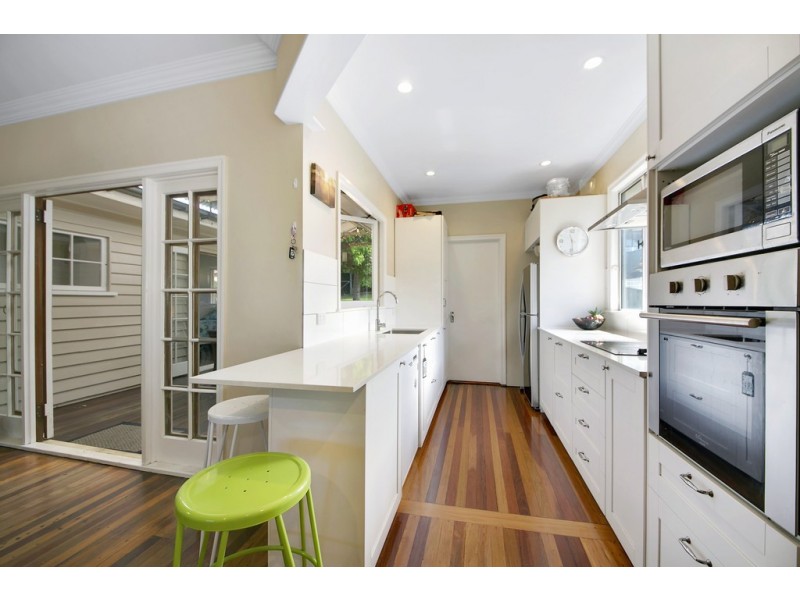 4 Pedley Street, Wavell Heights QLD 4012