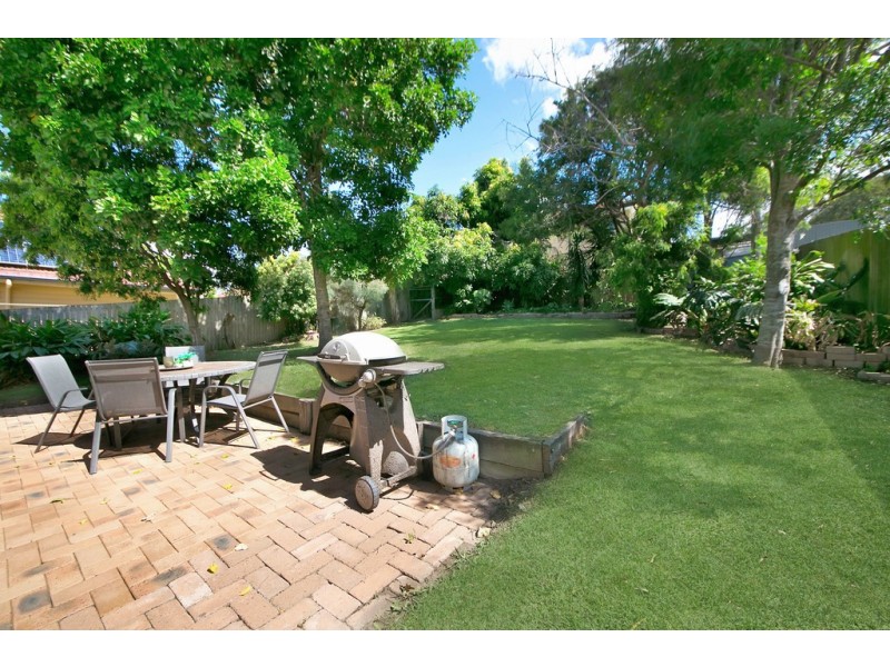 4 Pedley Street, Wavell Heights QLD 4012