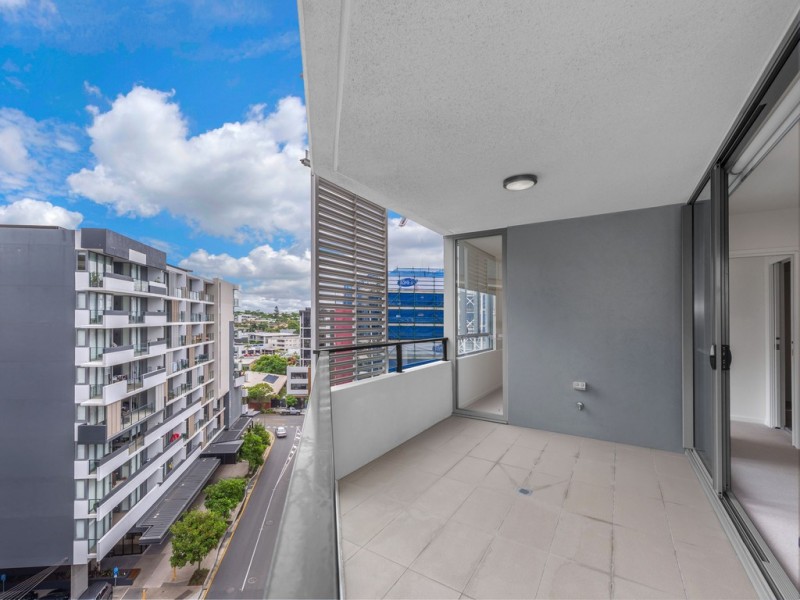 813/16 Aspinall Street, Nundah QLD 4012