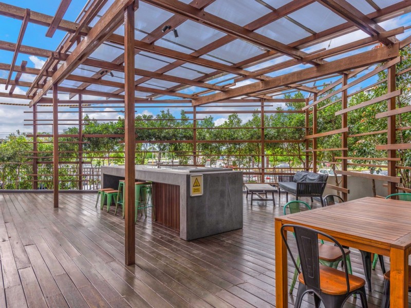 813/16 Aspinall Street, Nundah QLD 4012