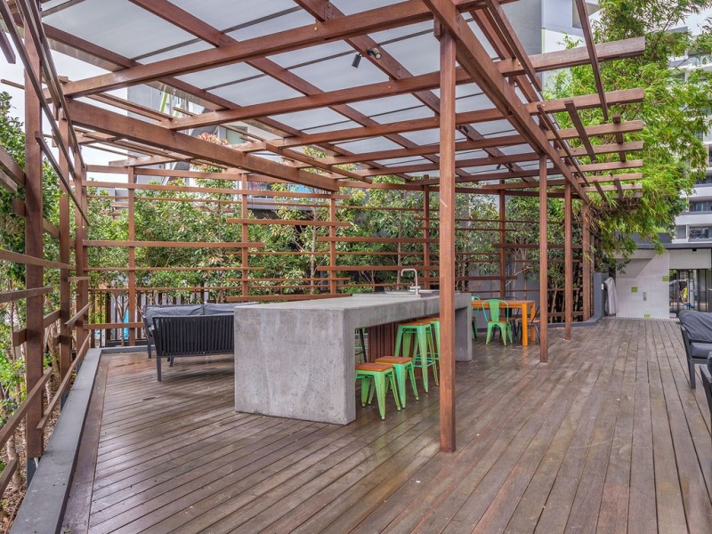 813/16 Aspinall Street, Nundah QLD 4012