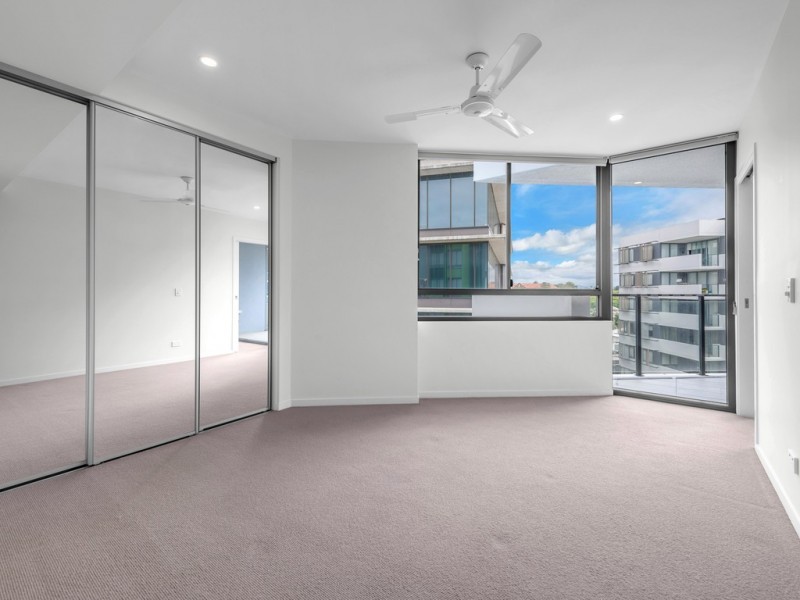 813/16 Aspinall Street, Nundah QLD 4012