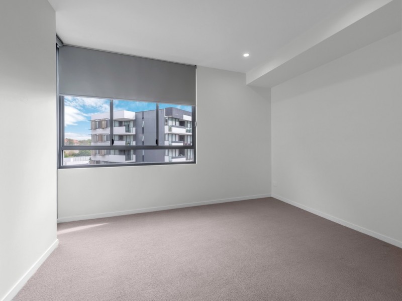 813/16 Aspinall Street, Nundah QLD 4012