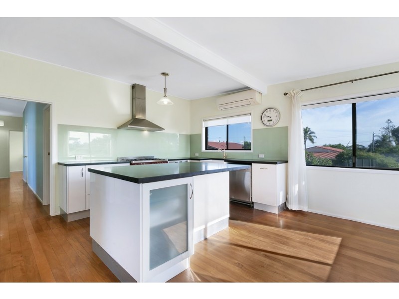 16 OVERLEA STREET, Nudgee QLD 4014