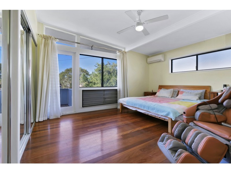 16 OVERLEA STREET, Nudgee QLD 4014