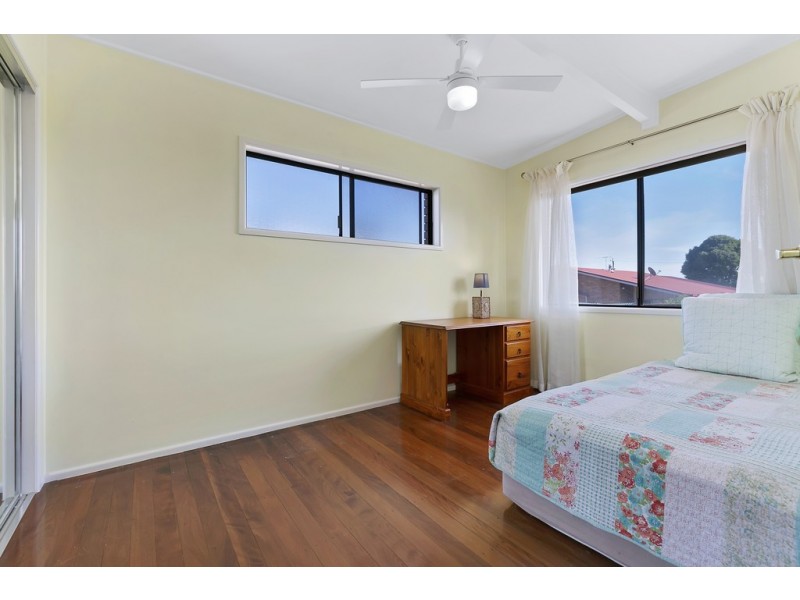 16 OVERLEA STREET, Nudgee QLD 4014