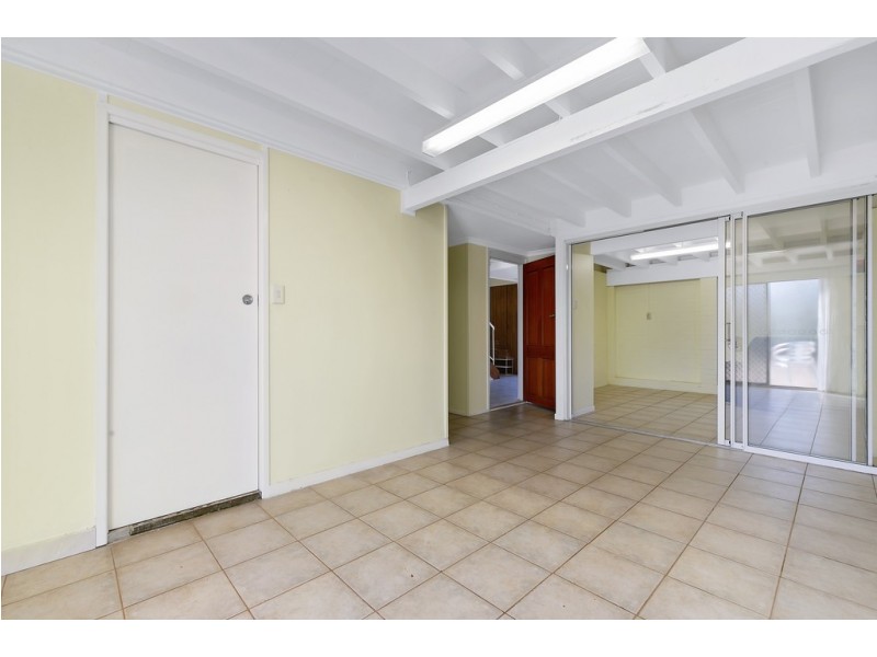 16 OVERLEA STREET, Nudgee QLD 4014