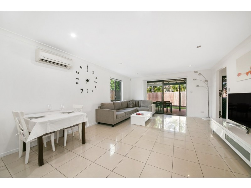 2/57 YORK STREET, Nundah QLD 4012