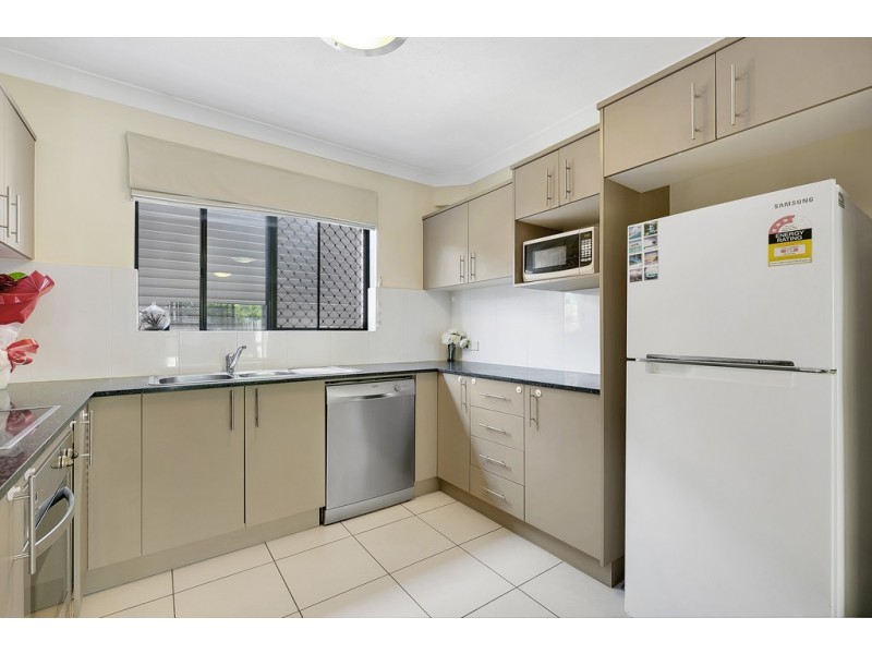 2/130 YORK STREET, Nundah QLD 4012