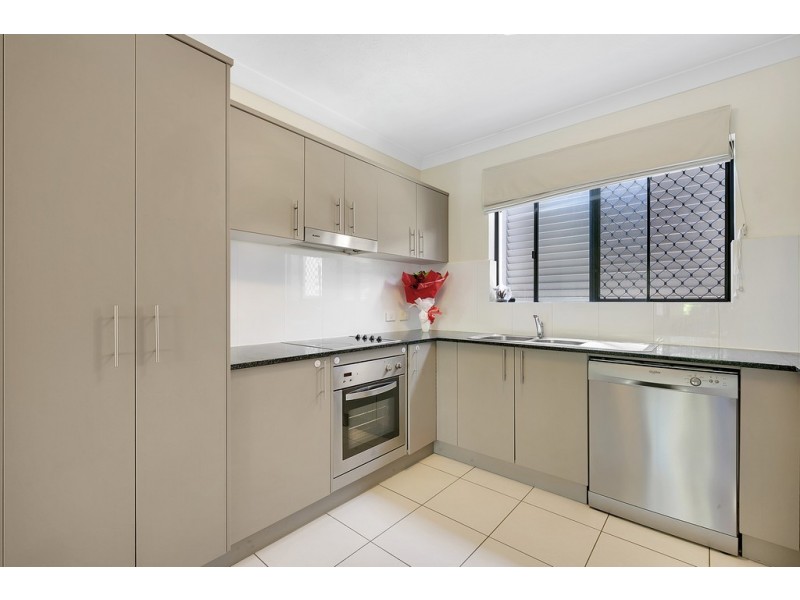 2/130 YORK STREET, Nundah QLD 4012