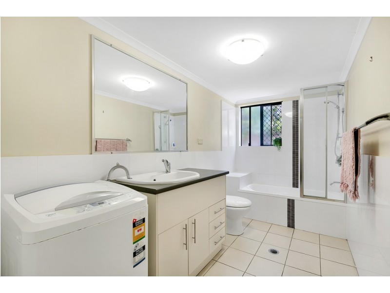 2/130 YORK STREET, Nundah QLD 4012