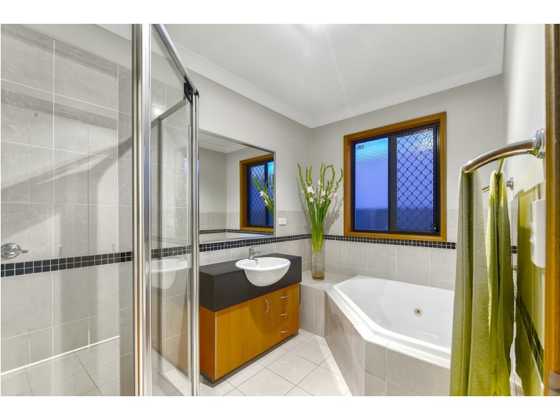 28 Scott Street, Kedron QLD 4031