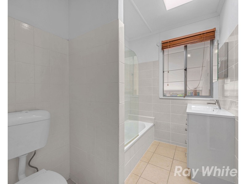 2 Glen Kedron Lane, Kedron QLD 4031