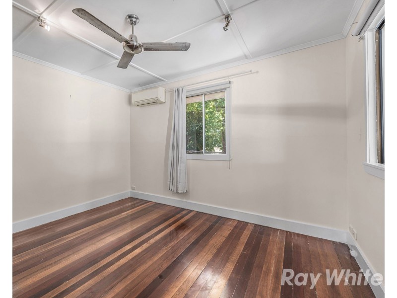 2 Glen Kedron Lane, Kedron QLD 4031