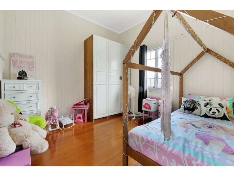 26 EDGAR STREET, Northgate QLD 4013