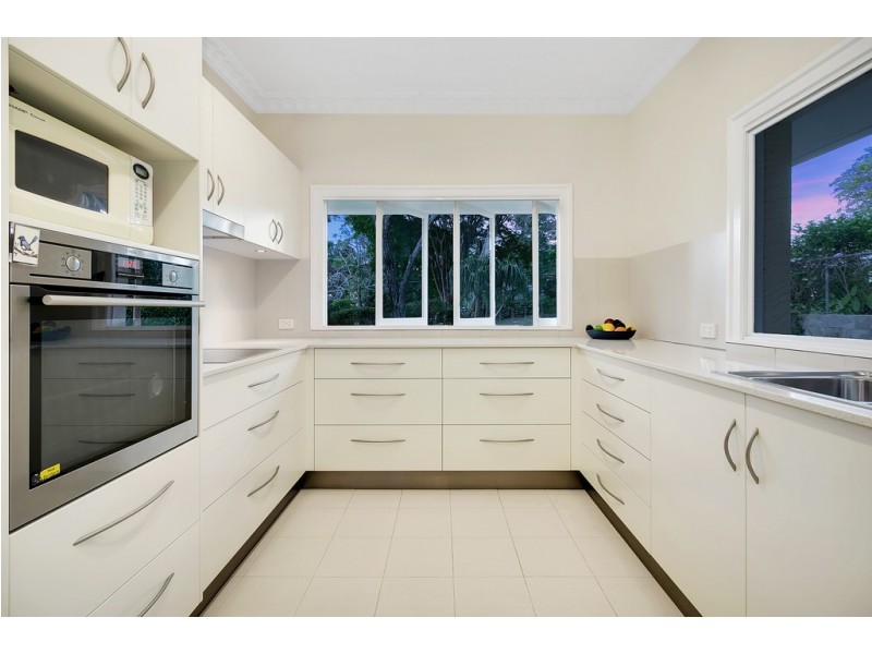 38 CAREW STREET, Nundah QLD 4012