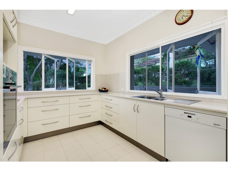 38 CAREW STREET, Nundah QLD 4012