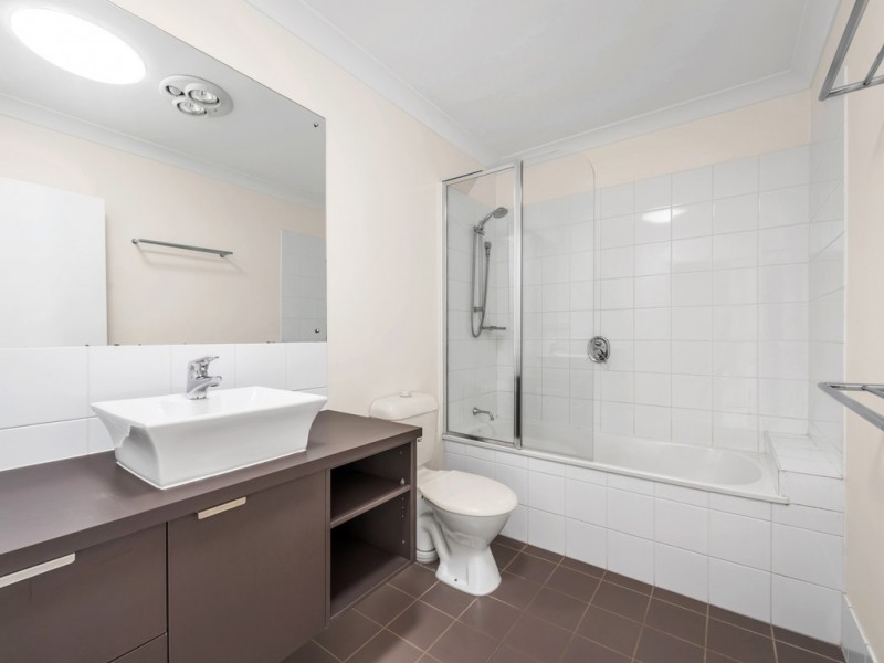 4/2 Hewitt Street, Wilston QLD 4051