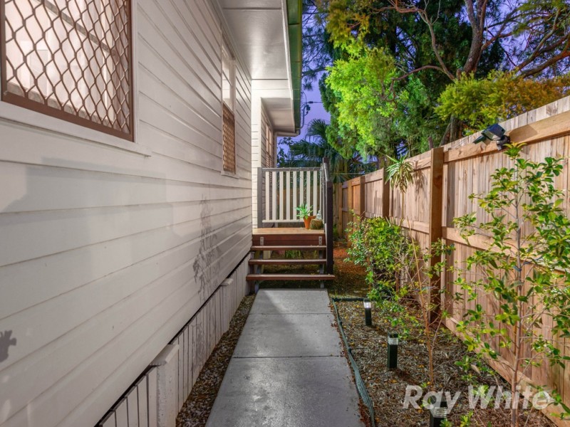 4 Chesterfield Street, Wavell Heights QLD 4012