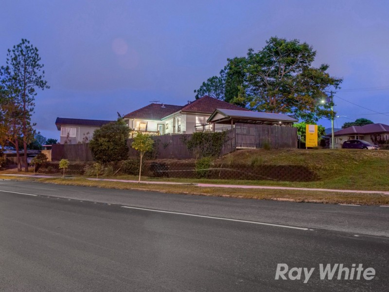 4 Chesterfield Street, Wavell Heights QLD 4012