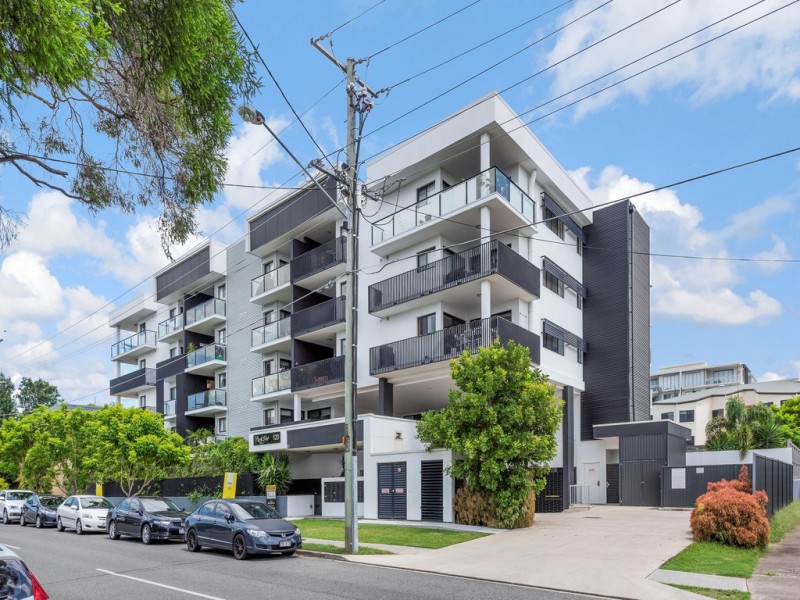 218/124 Melton Road, Nundah QLD 4012