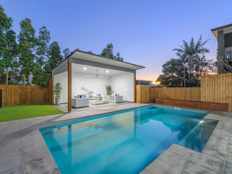 32 Highcrest Avenue, Wavell Heights QLD 4012