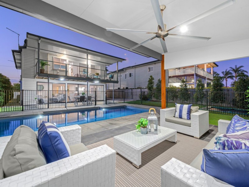 32 Highcrest Avenue, Wavell Heights QLD 4012