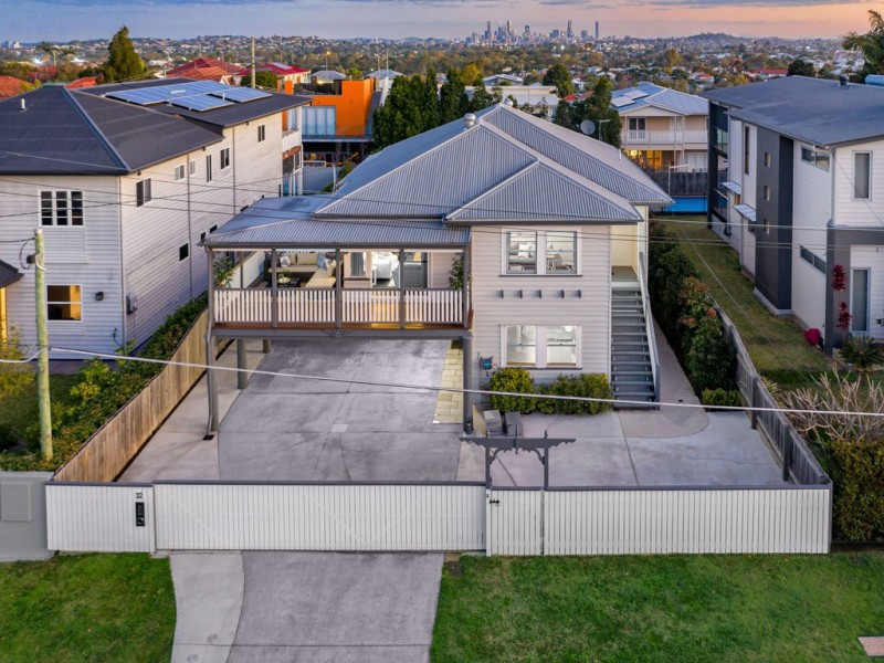 32 Highcrest Avenue, Wavell Heights QLD 4012