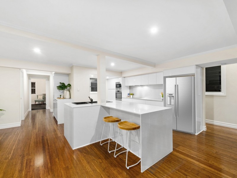 32 Highcrest Avenue, Wavell Heights QLD 4012