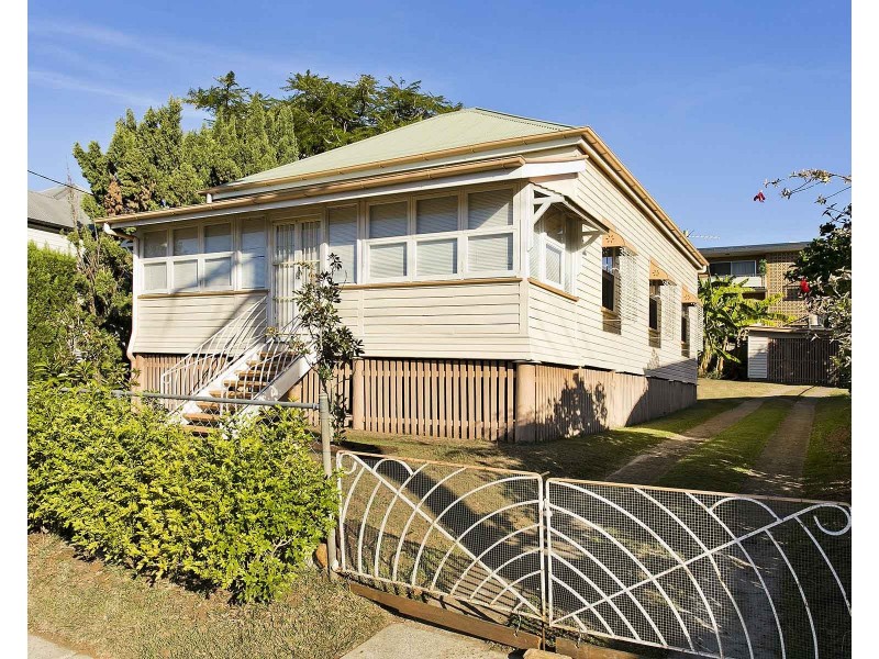 28 Buckland Road, Nundah QLD 4012