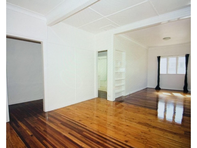 11 WALTER STREET, Virginia QLD 4014