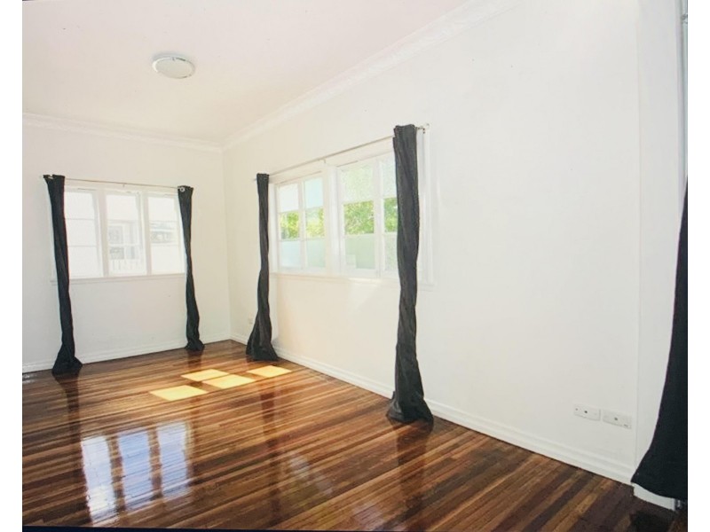 11 WALTER STREET, Virginia QLD 4014