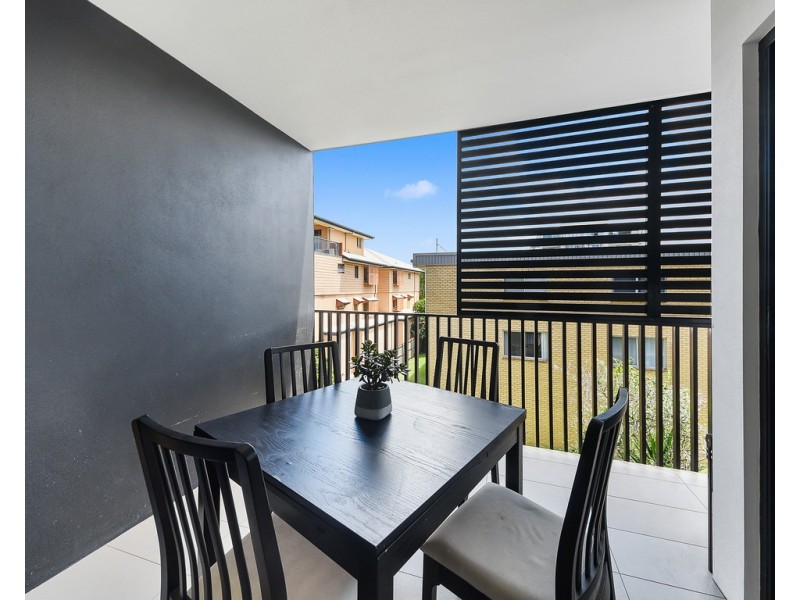 325/124 Melton Road, Nundah QLD 4012