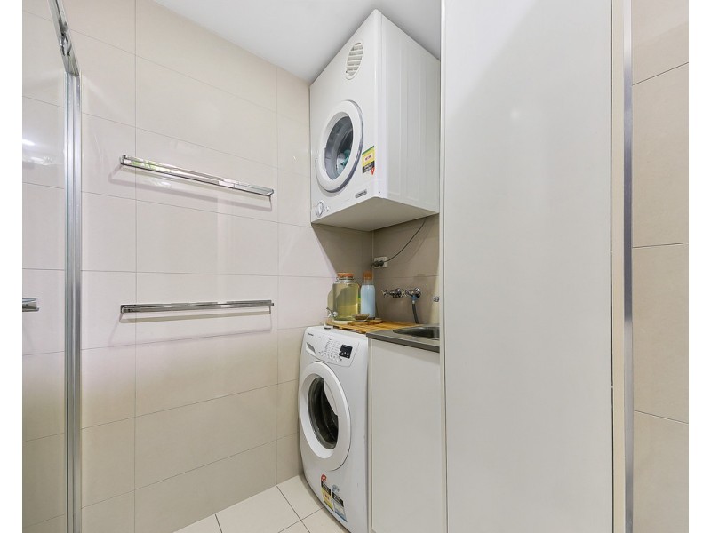 325/124 Melton Road, Nundah QLD 4012