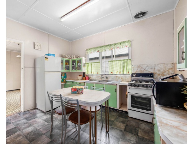 15 Leslie Street, Nundah QLD 4012