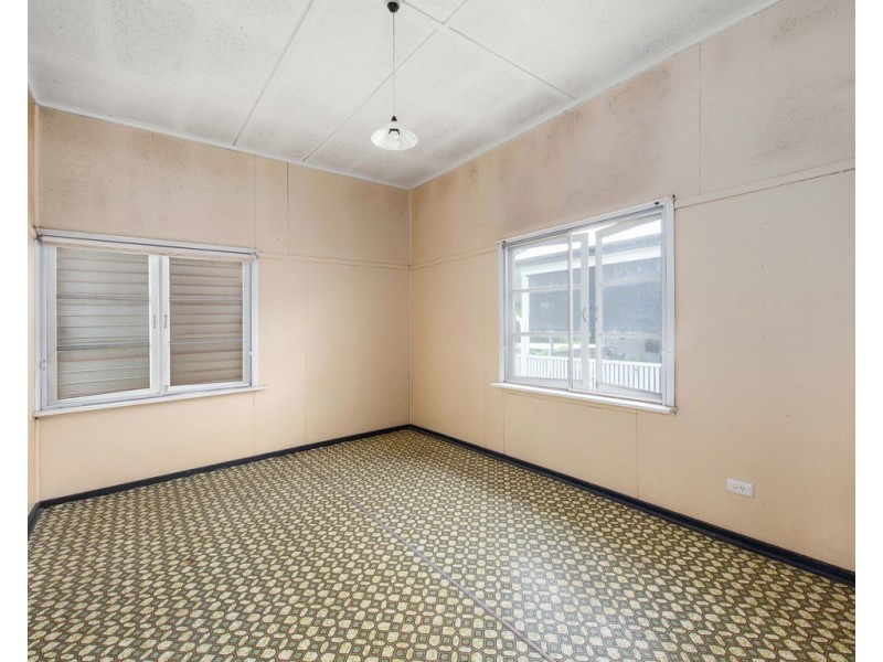 15 Leslie Street, Nundah QLD 4012