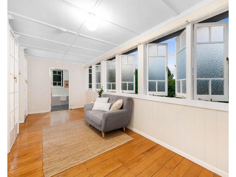 2 Maynard Street, Nundah QLD 4012