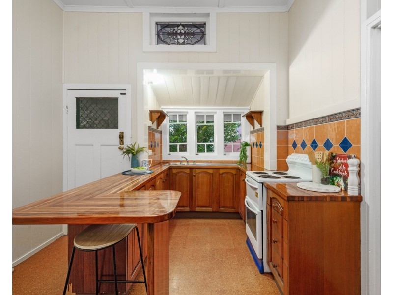 2 Maynard Street, Nundah QLD 4012