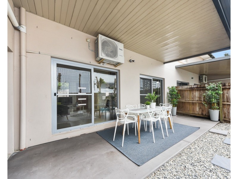 2/11 Duke Street, Nundah QLD 4012