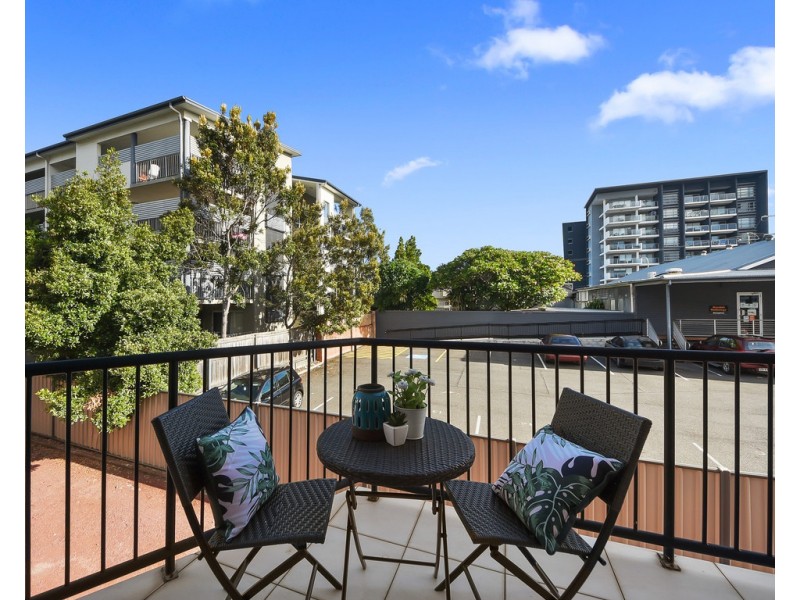 2/11 Duke Street, Nundah QLD 4012